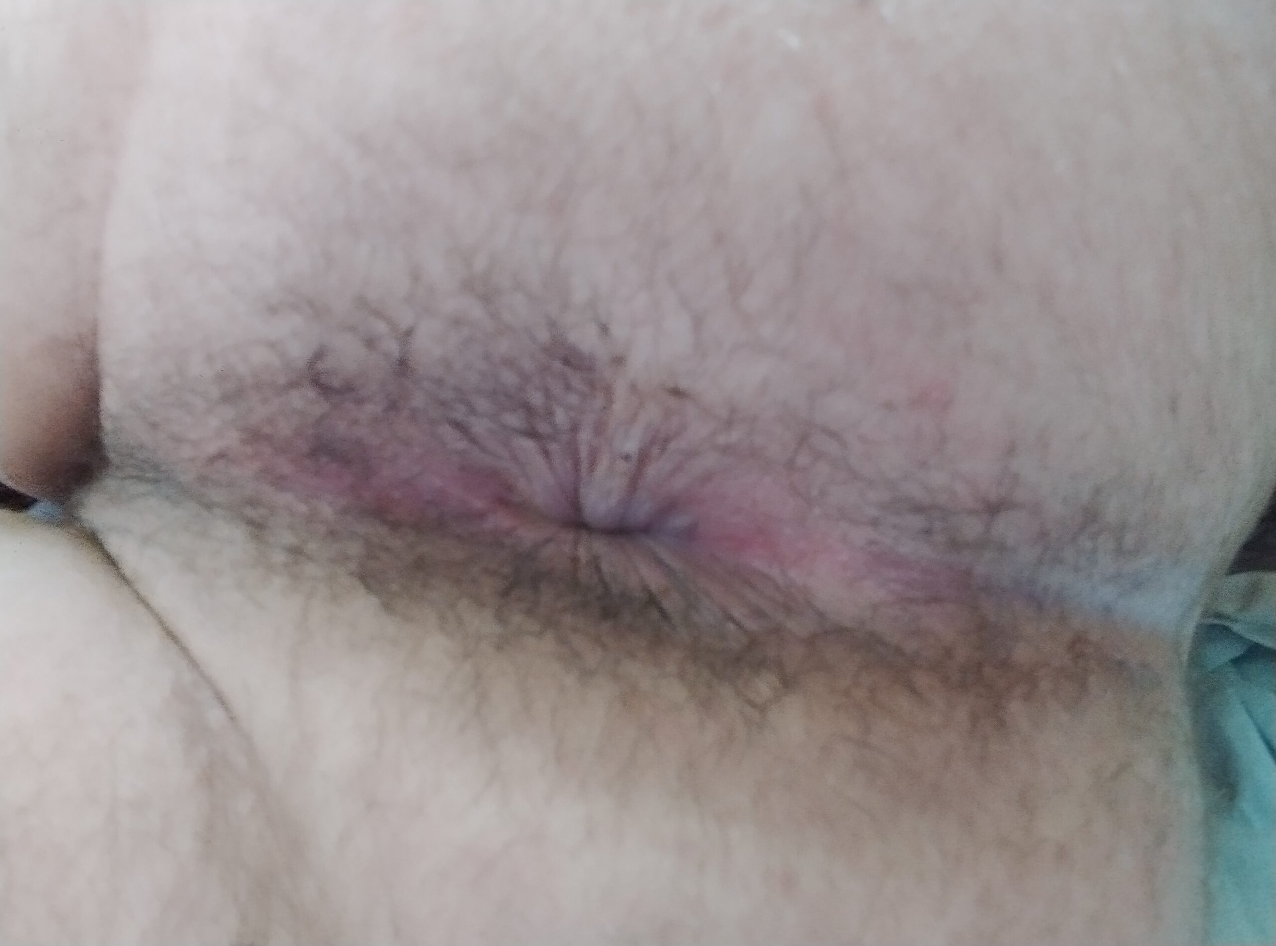 Nude snap de petite pute soumise